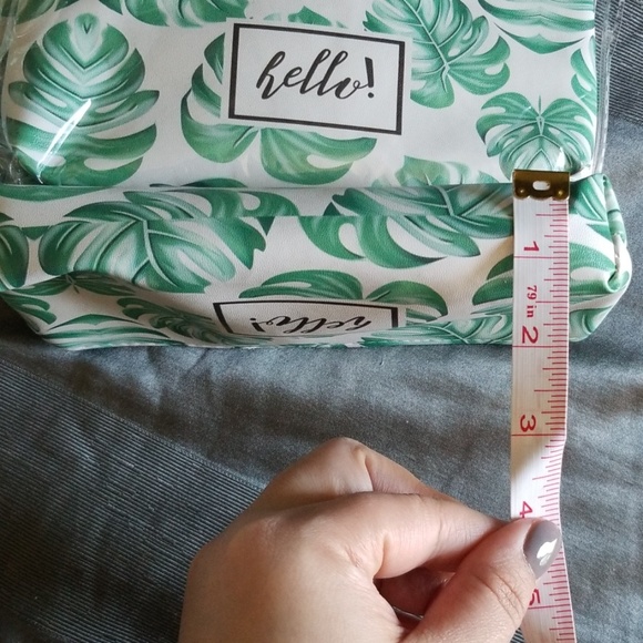 "HELLO" COSMETIC CASE/PENCIL CASE - Picture 7 of 7